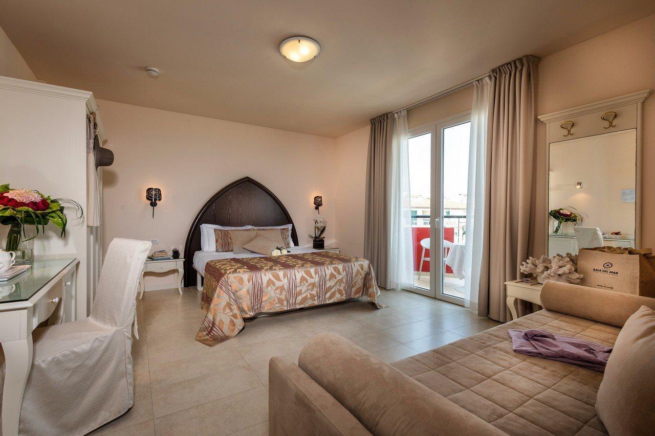 Baia Del Mar Beach Boutique Hotel Лідо-ді-Єзоло Екстер'єр фото