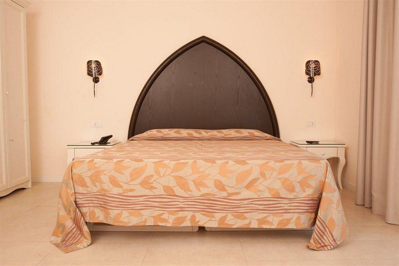 Baia Del Mar Beach Boutique Hotel Лідо-ді-Єзоло Екстер'єр фото